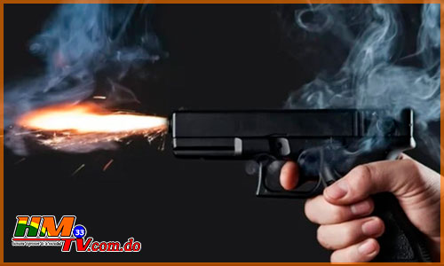 Cuatro personas muertas por balas en una misma casa